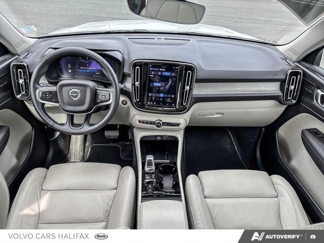 2023 Volvo XC40 Ultimate Dark Theme-23