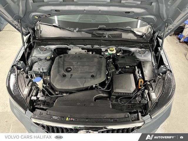 2023 Volvo XC40 Ultimate Bright Theme-9