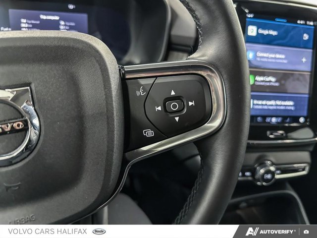 2025 Volvo XC40 Plus Dark Theme-15