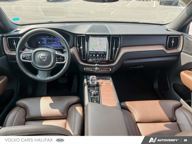 2025 Volvo XC60 Plug-In Hybrid Ultra Dark Theme-21
