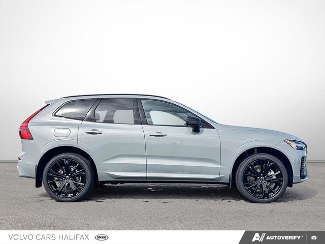2026 Volvo XC60 Plug-In Hybrid Ultra Black Edition-2
