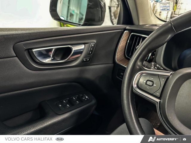 2022 Volvo XC60 Recharge Inscription Expression-16
