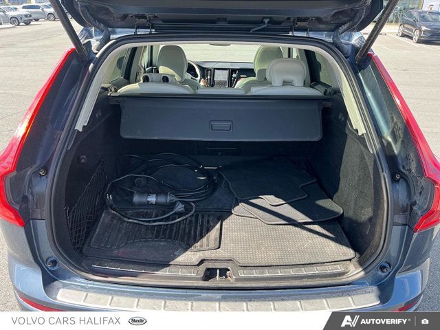 2022 Volvo XC60 Recharge Inscription Expression-9