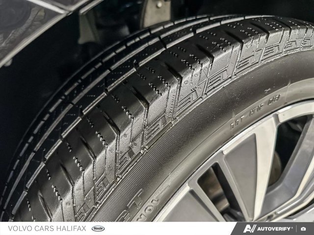2022 Volvo XC60 Momentum-6