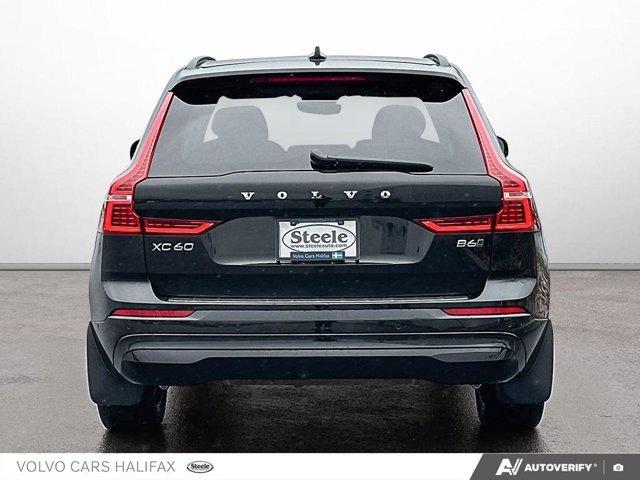 2022 Volvo XC60 Momentum-4