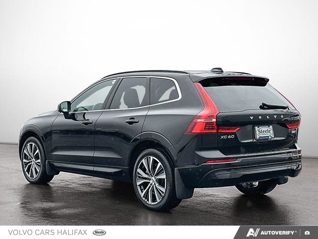 2022 Volvo XC60 Momentum-3