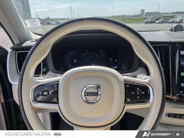 2022 Volvo XC60 Inscription-11