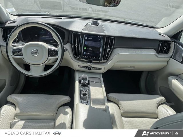 2022 Volvo XC60 Inscription-21