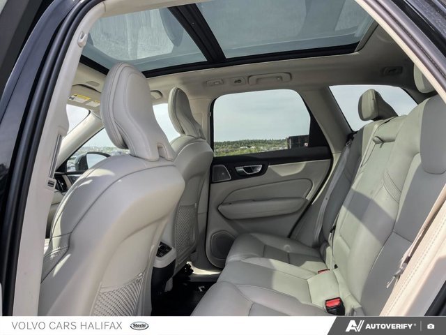 2022 Volvo XC60 Inscription-20