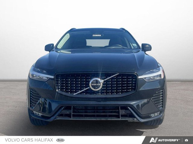 2023 Volvo XC60 Plus Dark Theme-1