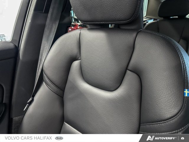 Volvo XC60 Plus Dark Theme 2024-19