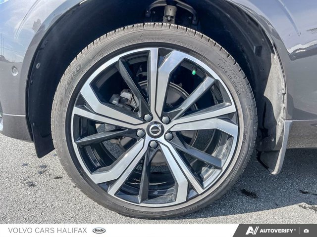 2024 Volvo XC60 Ultimate Dark Theme-5