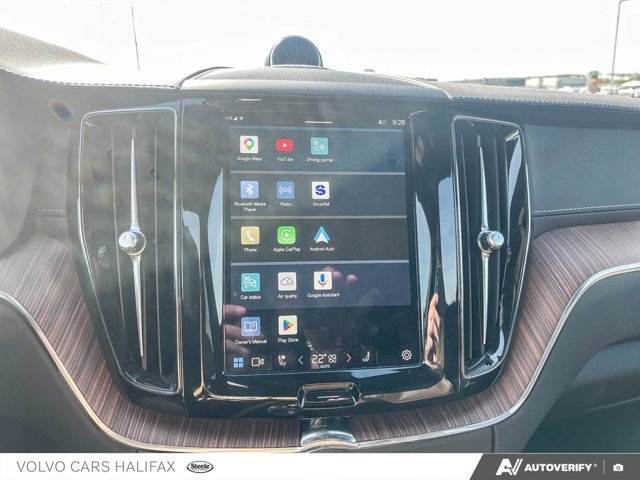 2024 Volvo XC60 Ultimate Dark Theme-16