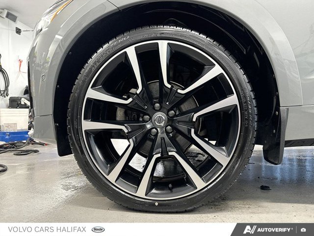 Volvo XC60 Ultimate Dark Theme 2024-5