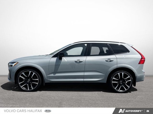 Volvo XC60 Ultimate Dark Theme 2024-2