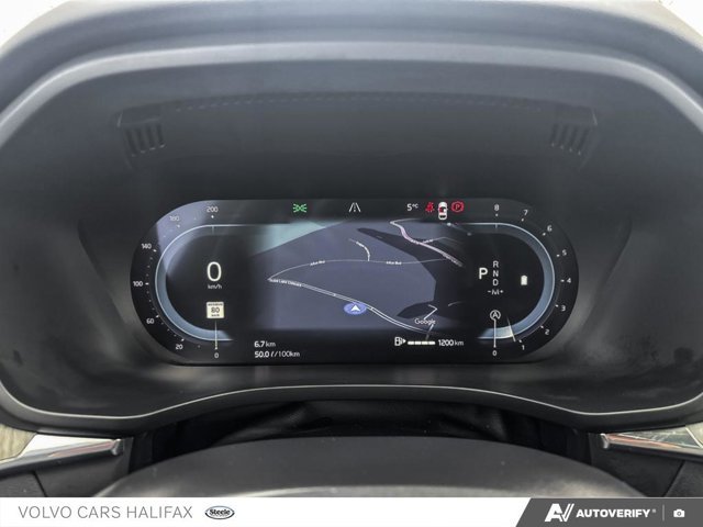 Volvo XC60 Plus Dark Theme 2025-14