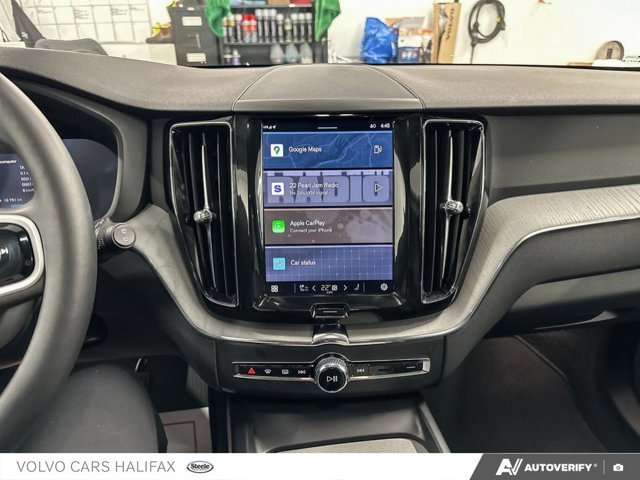 2025 Volvo XC60 Plus Dark Theme-18