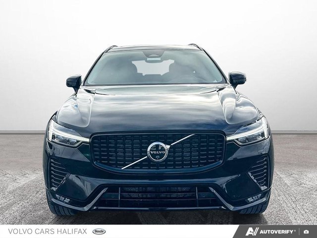 Volvo XC60 Plus Dark Theme 2025-1