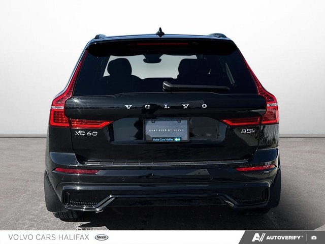 2025 Volvo XC60 Plus Dark Theme-4