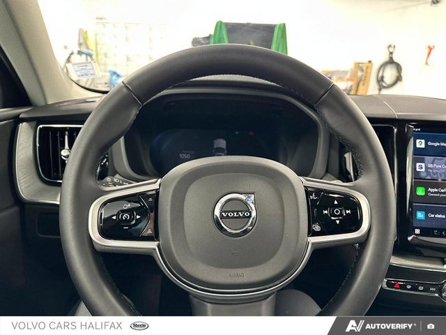 2025 Volvo XC60 Plus Dark Theme-13
