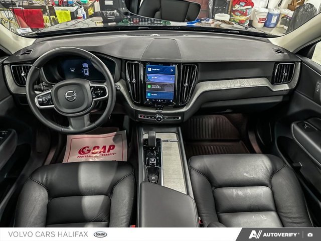 2025 Volvo XC60 Plus Dark Theme-23