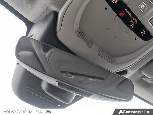 2025 Volvo XC60 Plus Dark Theme-16