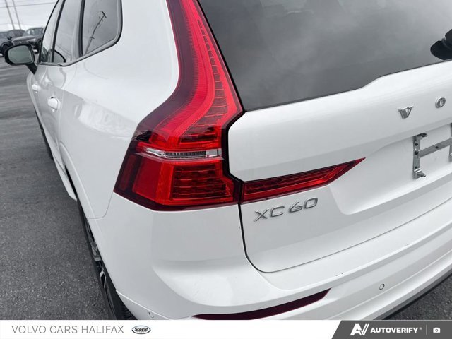 2025 Volvo XC60 Plus Dark Theme-9