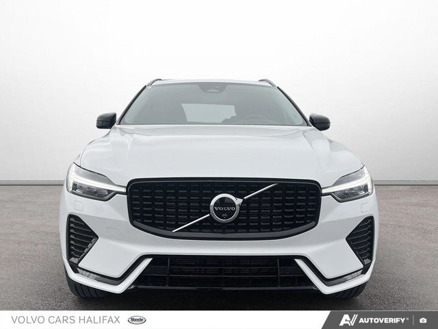 2025 Volvo XC60 Plus Dark Theme-1