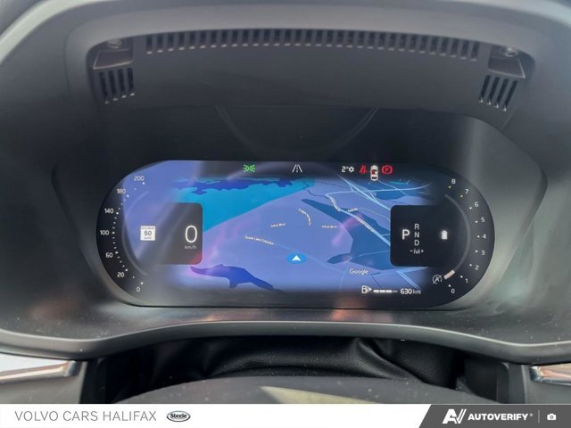 Volvo XC60 Plus Dark Theme 2025-13