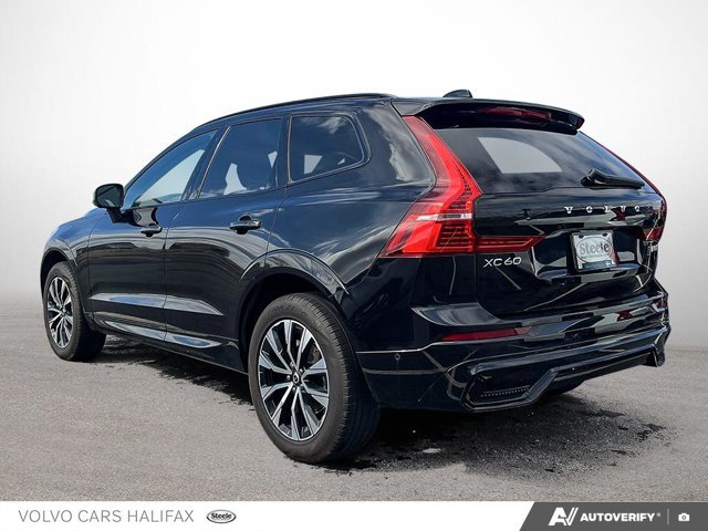 Volvo XC60 Plus Dark Theme 2025-3