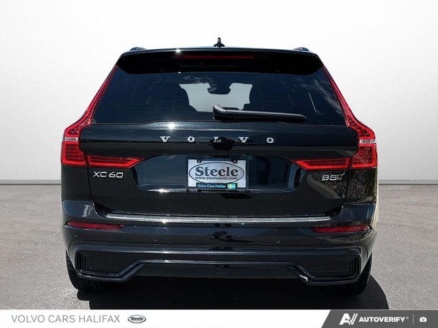 2025 Volvo XC60 Plus Dark Theme-4