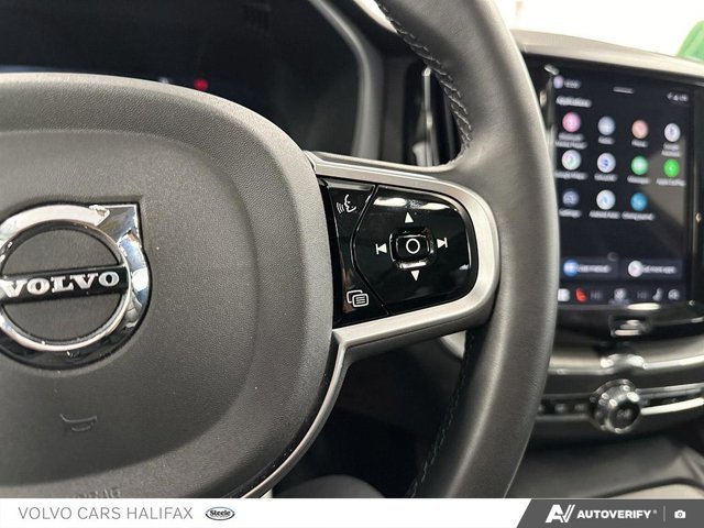 2025 Volvo XC60 Plus Dark Theme-15