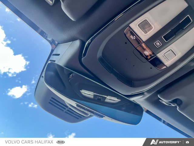 2025 Volvo XC60 Ultra Dark Theme-19