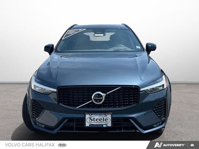 2025 Volvo XC60 Ultra Dark Theme-1