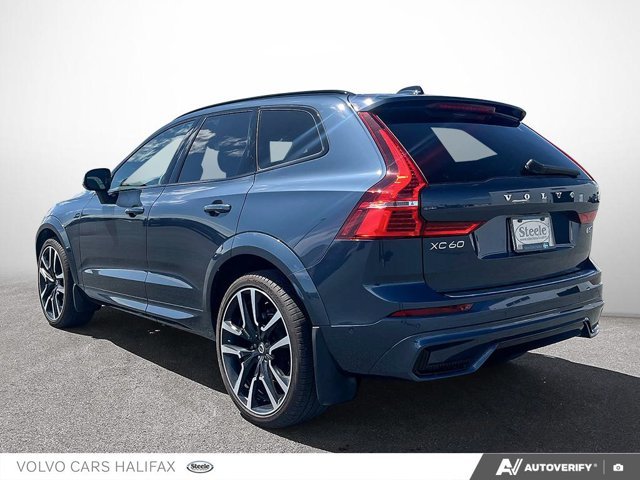 2025 Volvo XC60 Ultra Dark Theme-3
