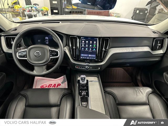 2025 Volvo XC60 Ultra Dark Theme-23