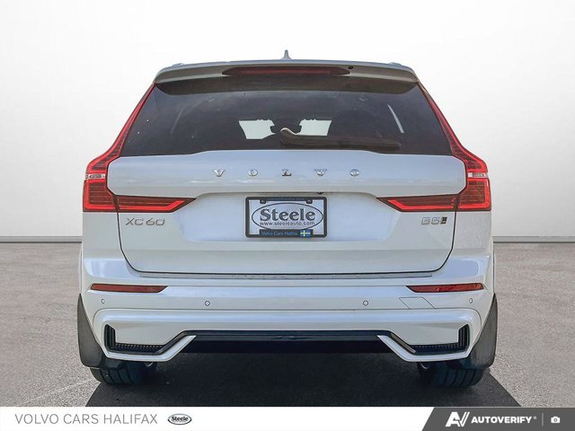 2025 Volvo XC60 Ultra Dark Theme-4