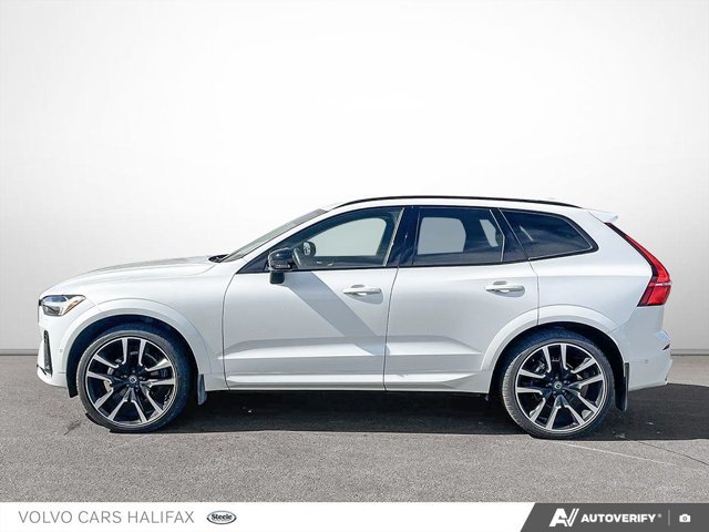 2025 Volvo XC60 Ultra Dark Theme-2