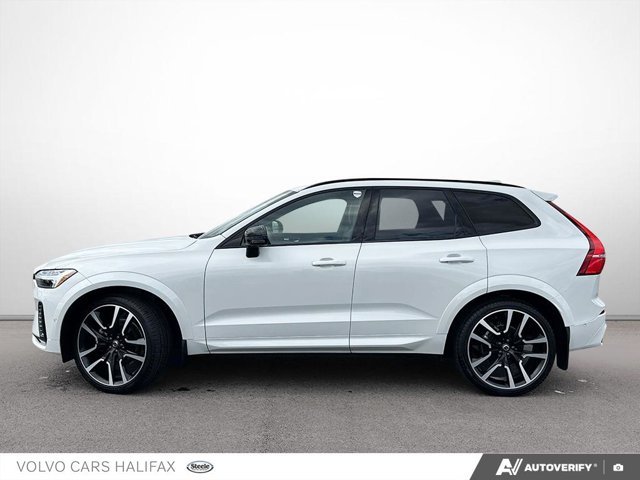 2025 Volvo XC60 Ultra Dark Theme-2