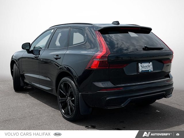 2026 Volvo XC60 Ultra Black Edition-3