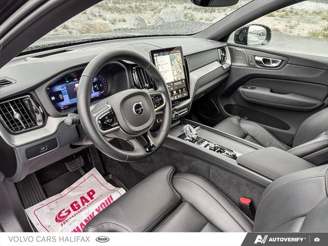 Volvo XC60 Ultra Black Edition 2026-12