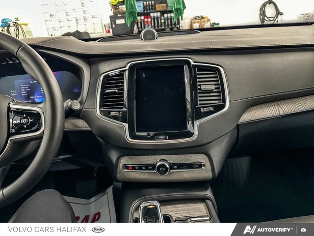 2024 Volvo XC90 Ultimate Bright Theme-18