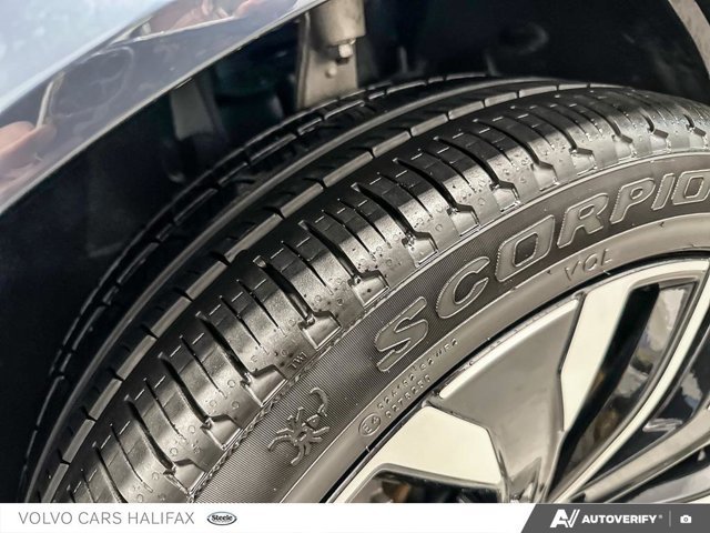 2026 Volvo XC90 Plus Dark Theme-6