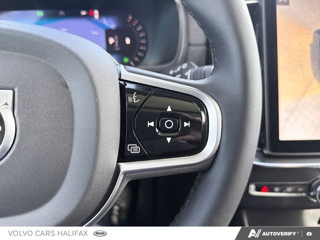 2026 Volvo XC90 Plus Bright Theme-15