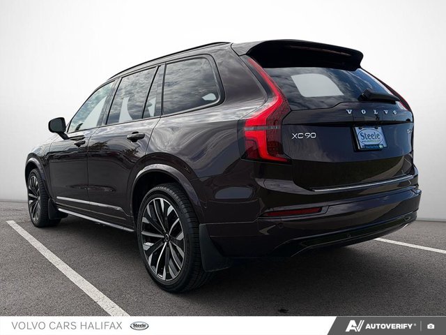 2026 Volvo XC90 Ultra Dark Theme-3
