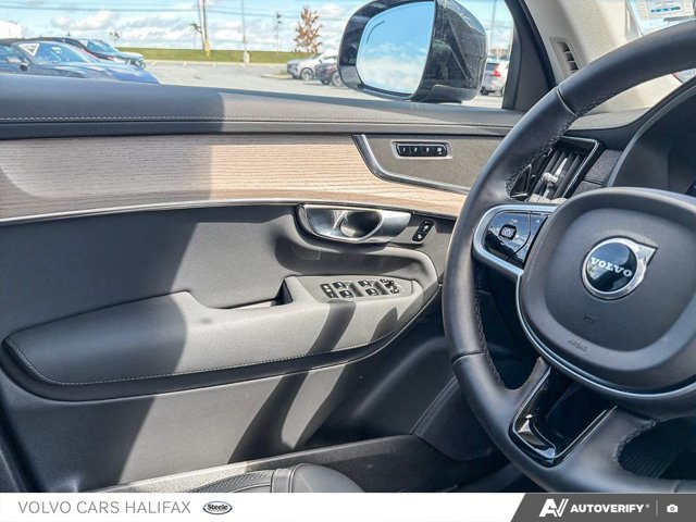 Volvo XC90 Plus Dark Theme 2026-16