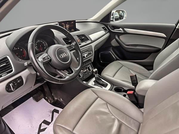 2016 Audi Q3 PRESTIGE AWD-17