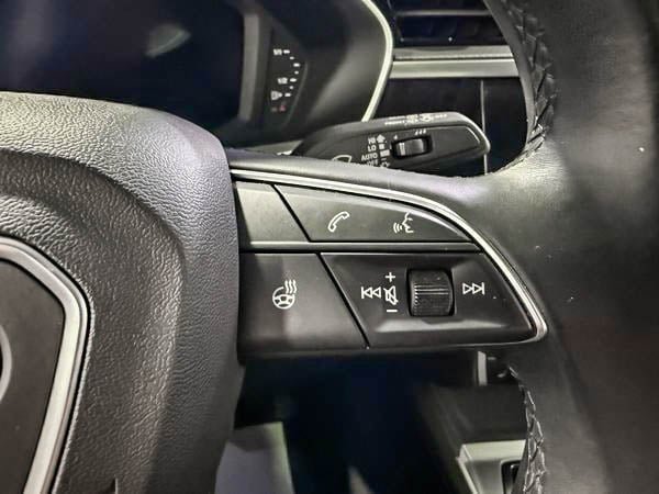 Audi Q3 komfort 45 2021-16