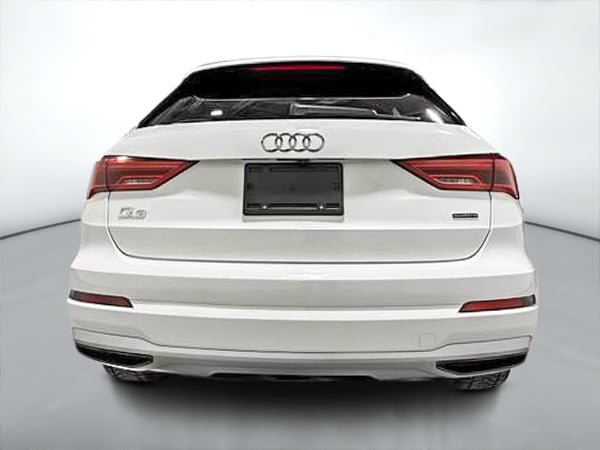 Audi Q3 komfort 45 2021-3
