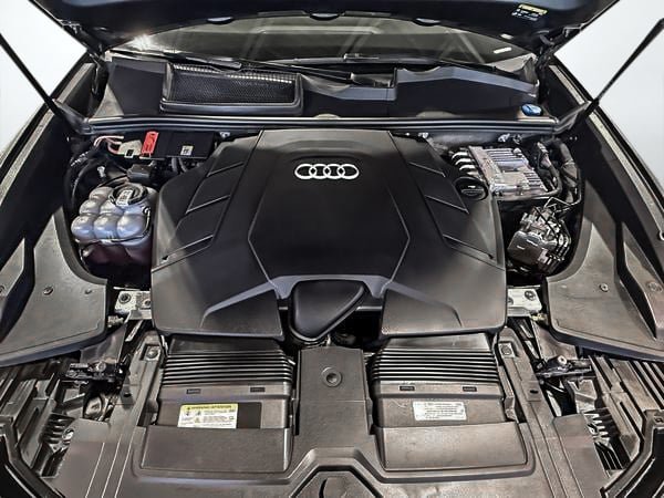 2023 Audi Q8 PROGRESSIV BLACK OPTICS-26